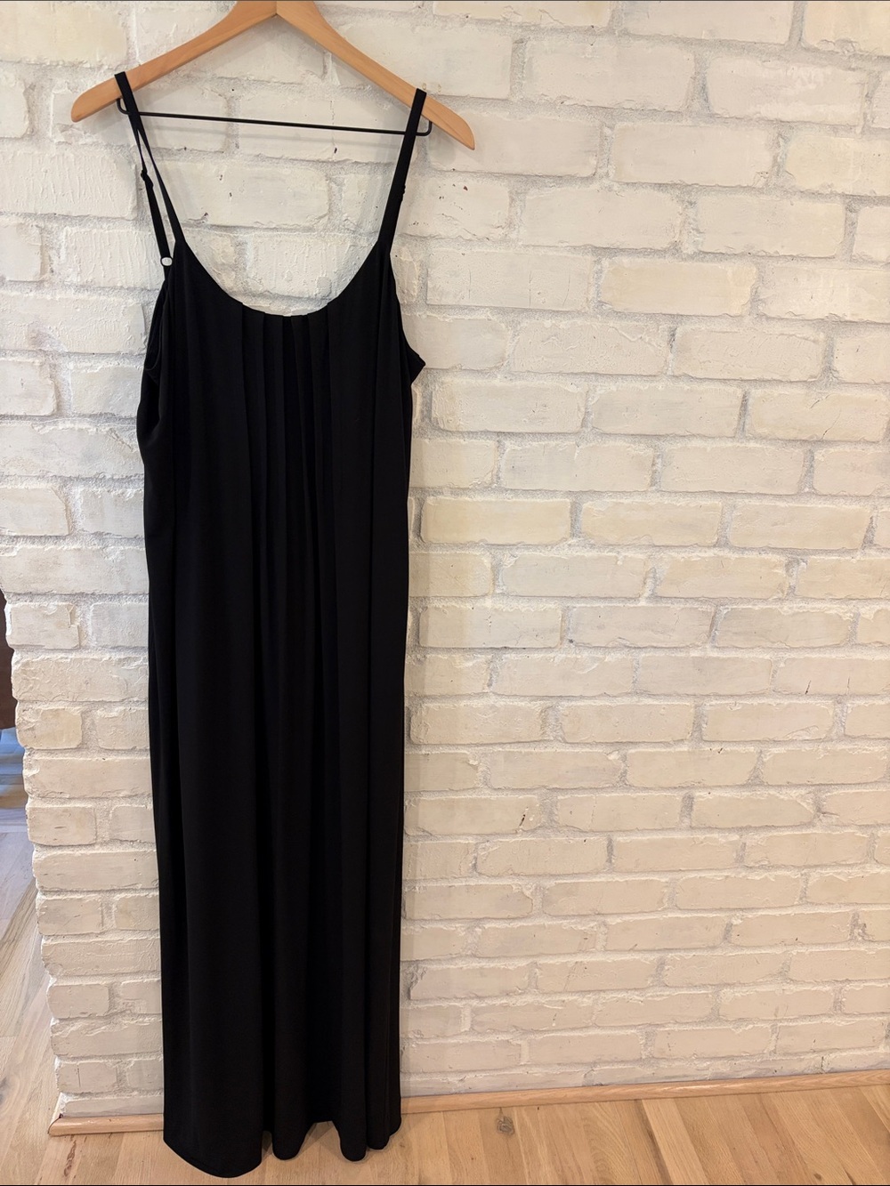 Calvin Klein Black Pleated Maxi Slip Dress (B4)
